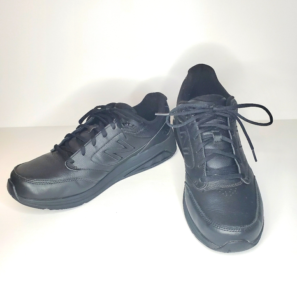 Mens New Balance 928V3 walking shoes size 10